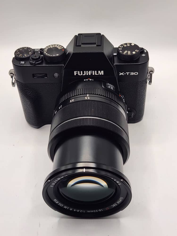 Fujifilm X-T30 noir + objectif Fujinon XF 18-55mm f/2.8-4 R LM OIS